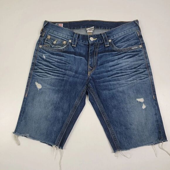 True Religion Wash Blue Jean Shorts Sz 33 Section Ricky QT Jeans Distressed USA - Picture 1 of 10